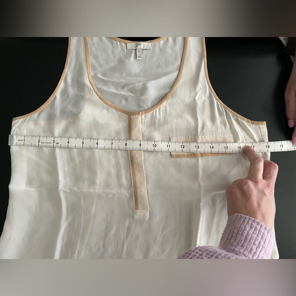 Joie - Silk Cream Tank Top with Pocket Detail size XS - Picture 9 of 10